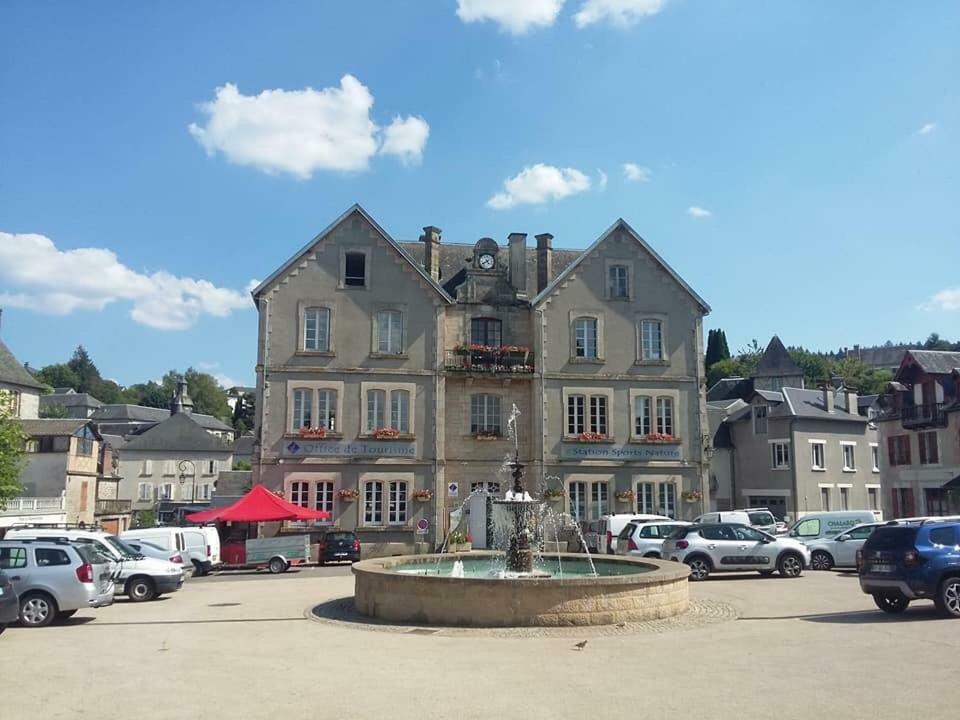 Maison Raffinee Treignac Exterior foto
